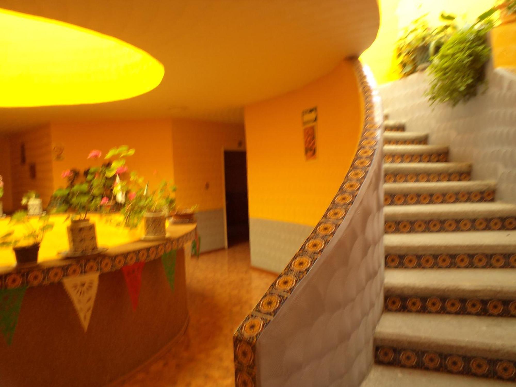 Hotel Real Tlaxcala Екстериор снимка