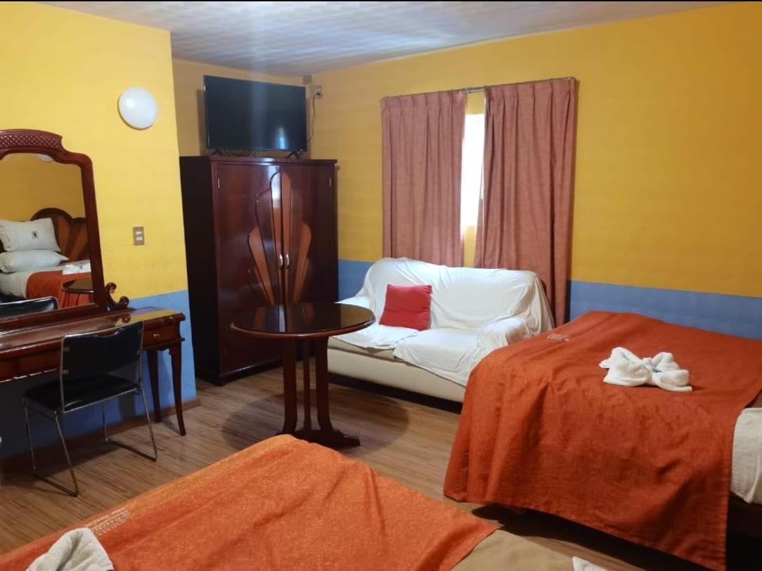 Hotel Real Tlaxcala Екстериор снимка