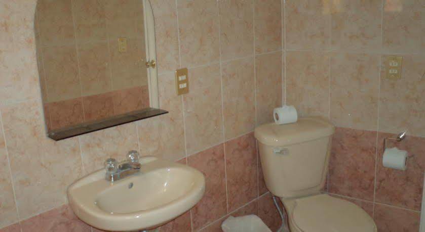 Hotel Real Tlaxcala Екстериор снимка